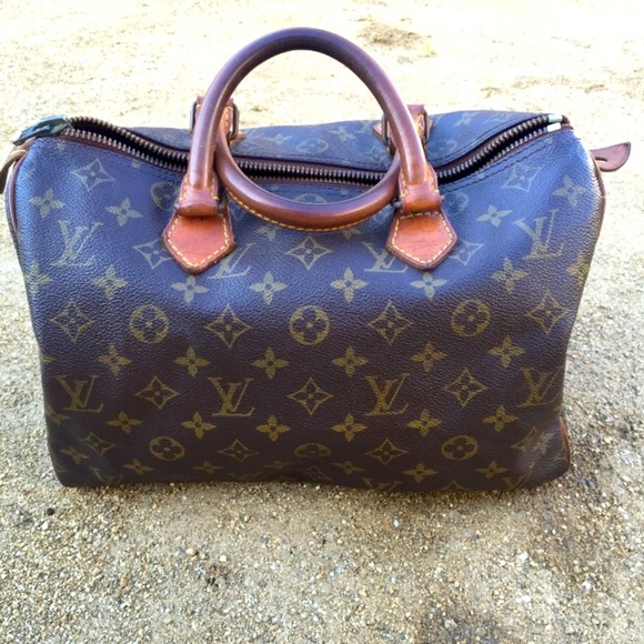 Louis Vuitton Handbags - VTG LV SPEEDY 30